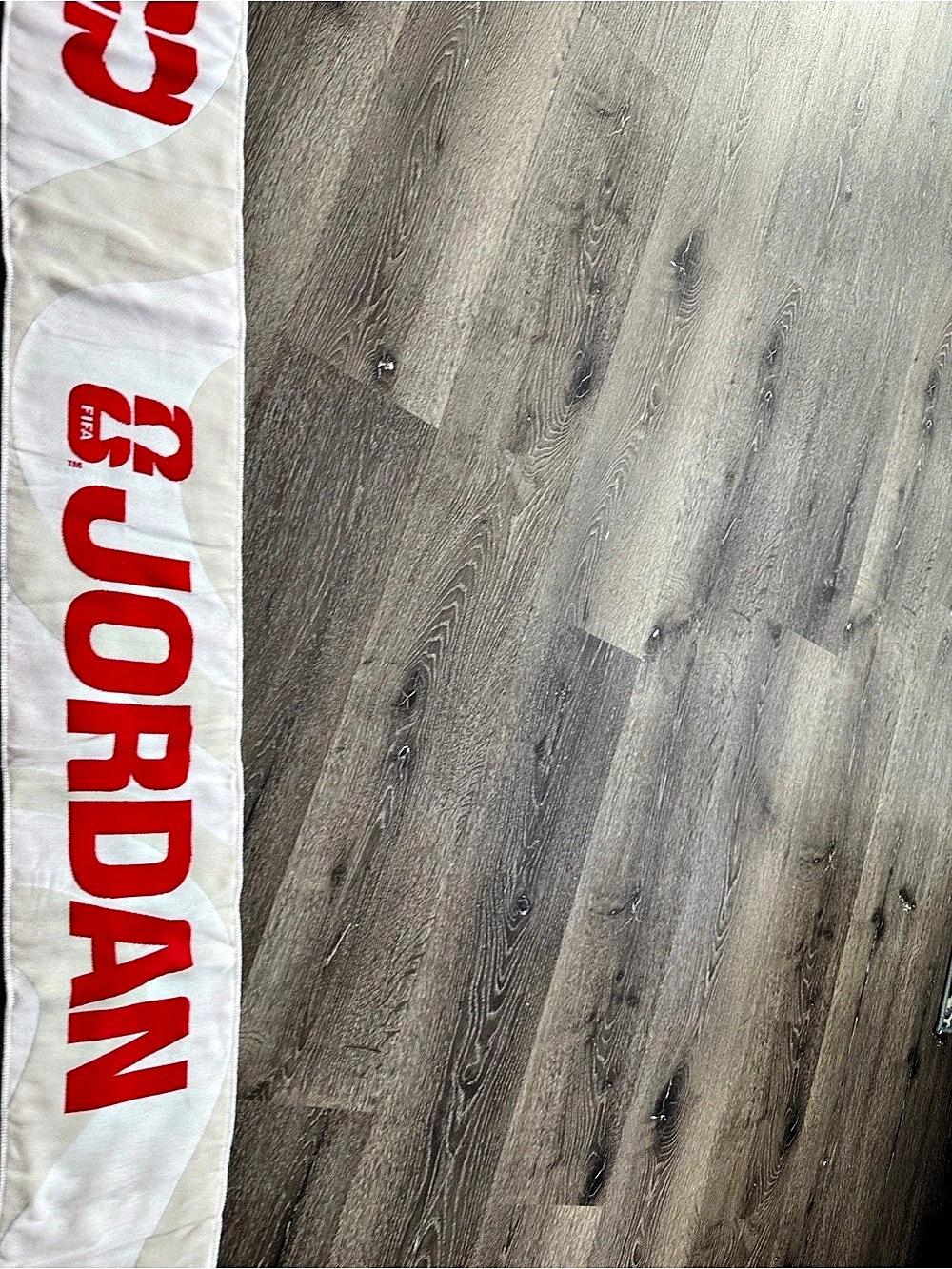 FIFA Jordan 2026 FIFA World Cup Scarf in White & Red